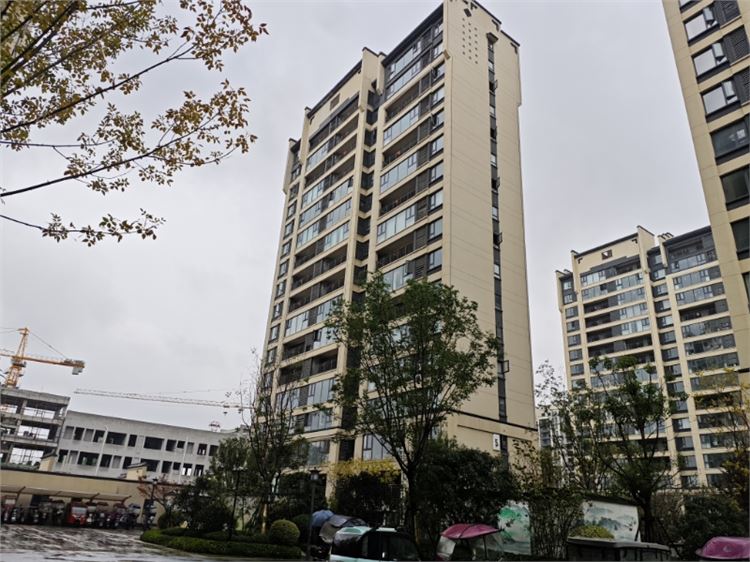 河南省信阳市淮滨县城关镇新华街南侧，康隆路西侧建业淮河院子5号楼1单元1301